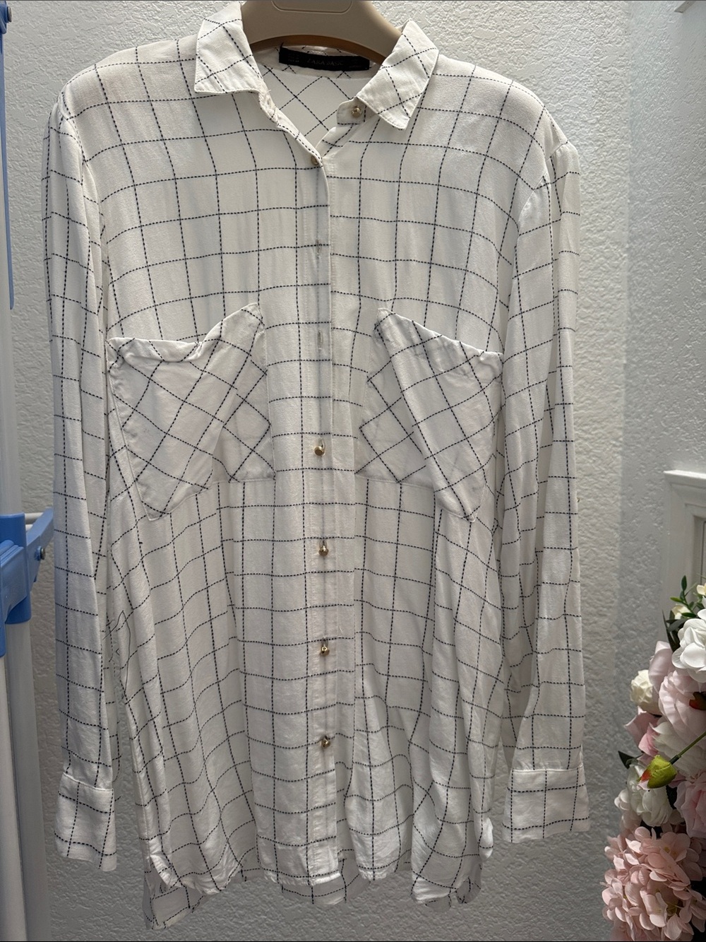 Zara Women’s White Windowpane Long-Sleeve Button-Down Shirt